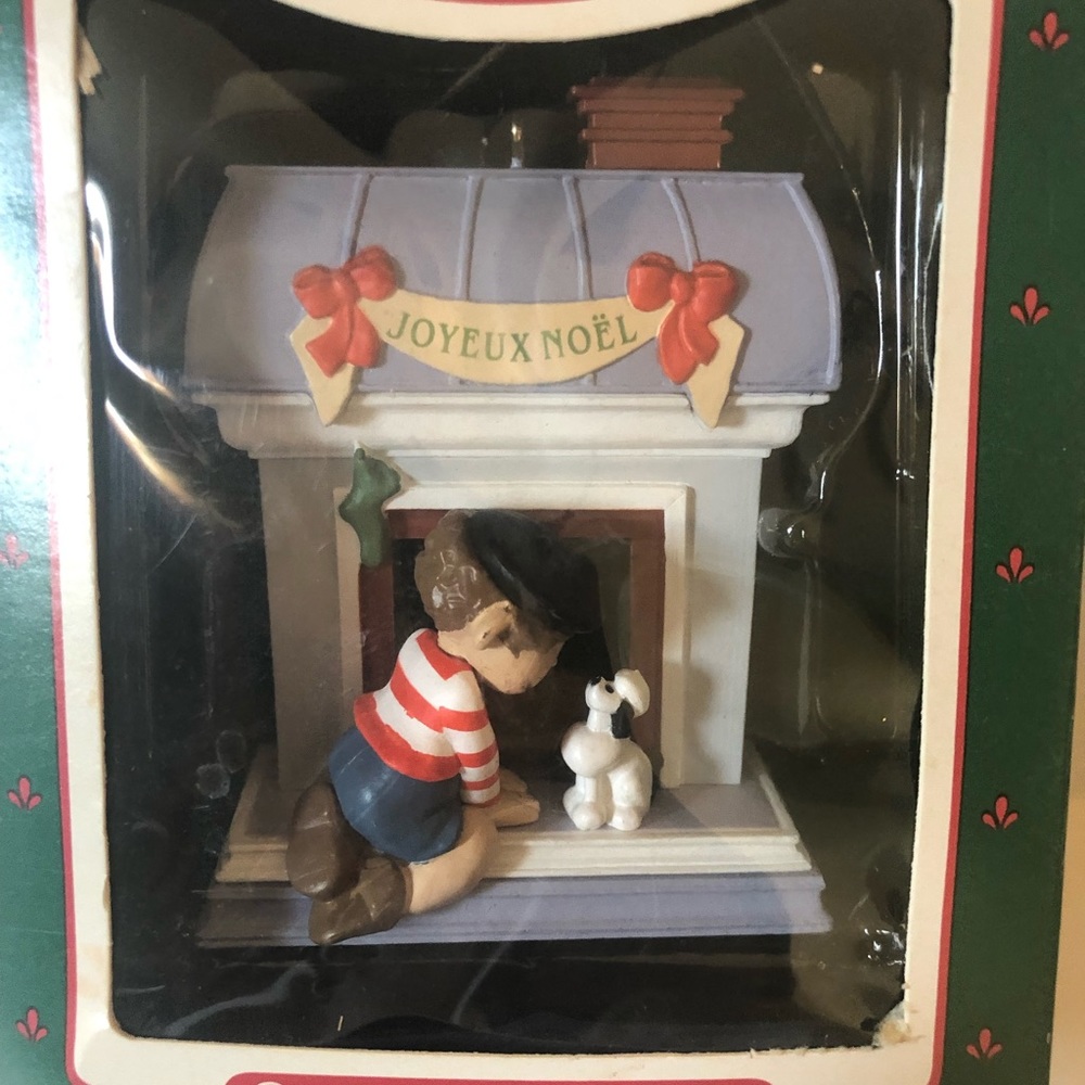 Vintage Hallmark Christmas Ornament Windows of the World